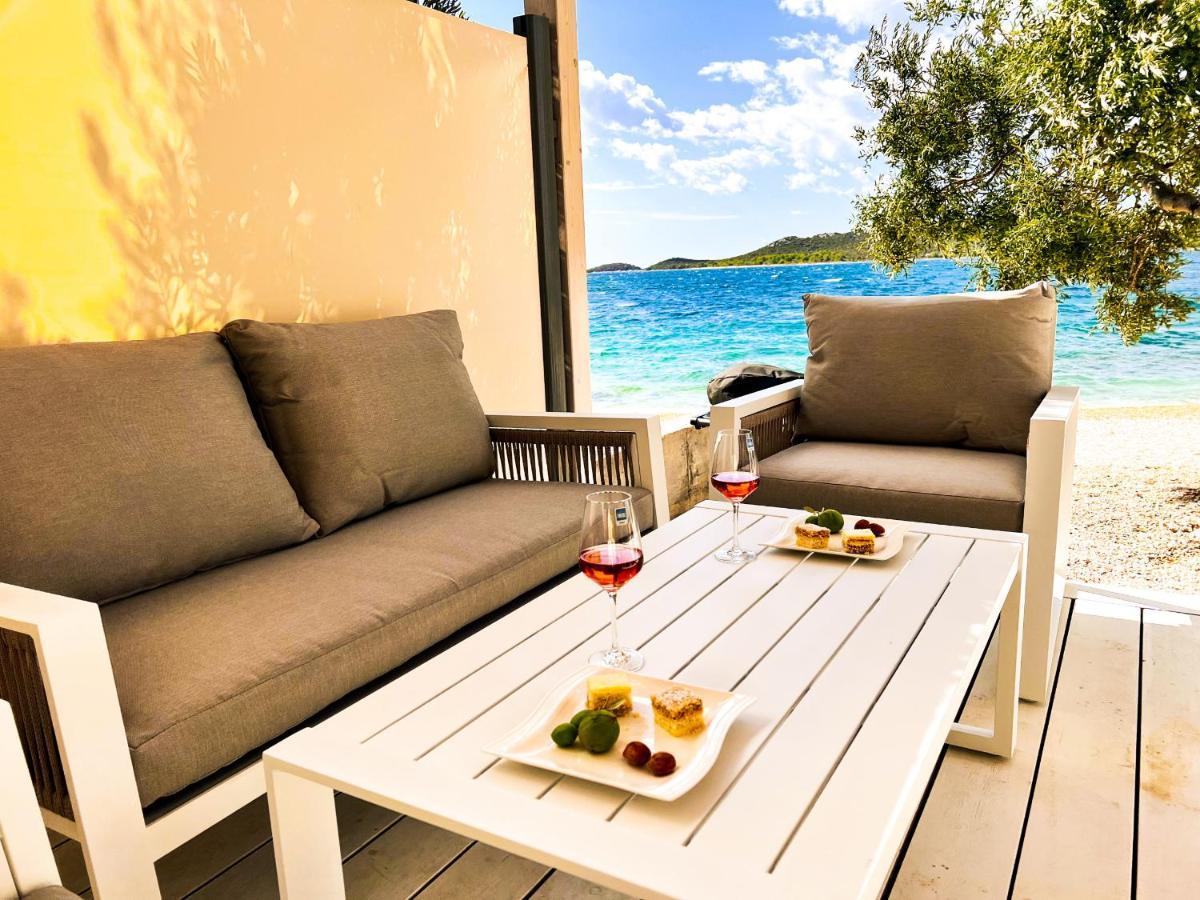 Buqez Eco Resort - Beach Villa 28 - Directly By Beach Drage Exterior photo
